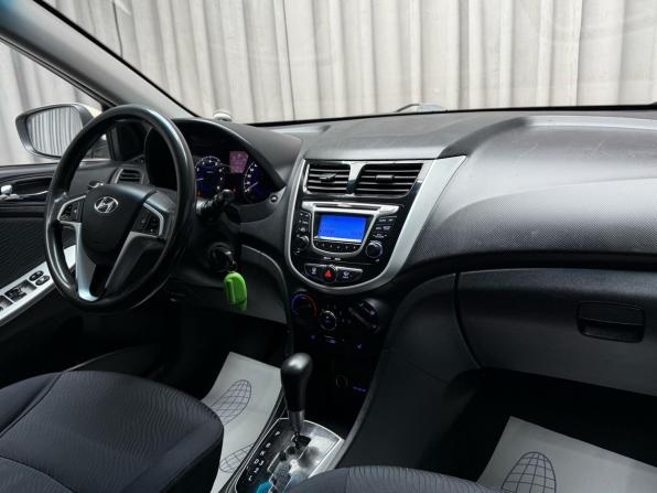 Hyundai Solaris I с пробегом 2011 года, цена 719 000 рублей, 174133 км, седан, Автокод Объявления