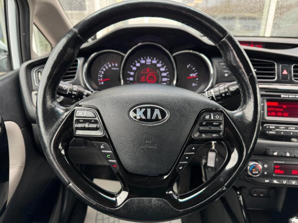 Kia Ceed II с пробегом 2014 года, цена 1 025 000 рублей, 154529 км, хэтчбек, Автокод Объявления