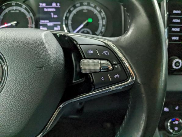 Skoda Karoq I с пробегом 2020 года, цена 2 250 000 рублей, 85000 км, внедорожник, Автокод Объявления
