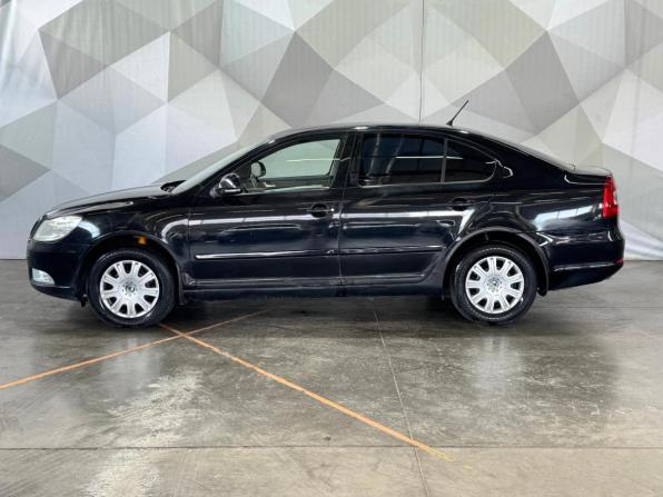 Skoda Octavia II (A5) Рестайлинг с пробегом 2011 года, цена 650 000 рублей, 272455 км, лифтбек, Автокод Объявления