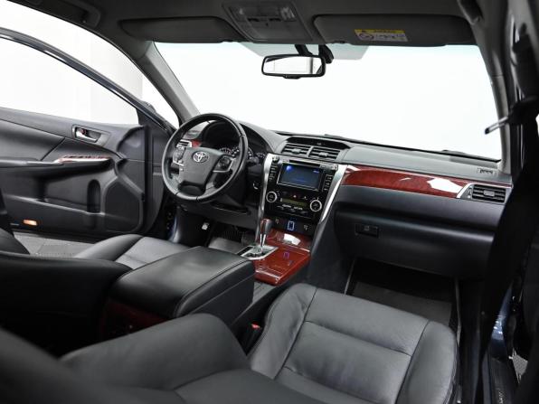 Toyota Camry VII (XV50) с пробегом 2014 года, цена 1 449 000 рублей, 212000 км, седан, Автокод Объявления