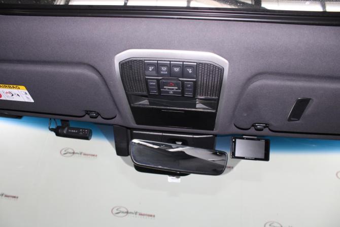 Toyota Land Cruiser 300 Series с пробегом 2021 года, цена 10 500 000 рублей, 85601 км, внедорожник, Автокод Объявления