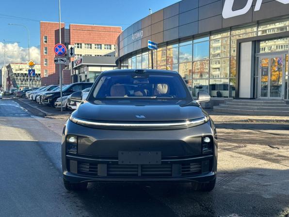 Новый Li Auto (Lixiang) L7 I Рестайлинг 2025 года, цена 8 400 000 рублей, внедорожник, Автокод Объявления