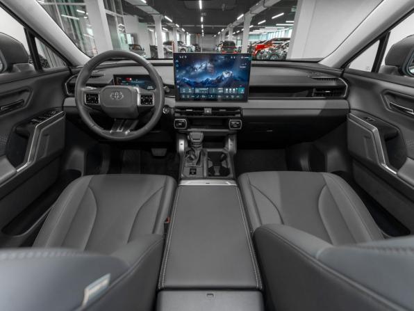 Toyota RAV4 VI (XA60) с пробегом 2026 года, цена 4 530 000 рублей, 15 км, внедорожник, Автокод Объявления