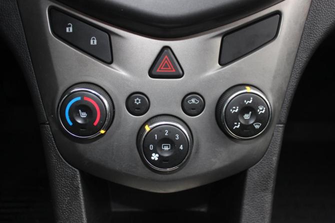 Chevrolet Aveo II с пробегом 2012 года, цена 517 000 рублей, 195366 км, седан, Автокод Объявления