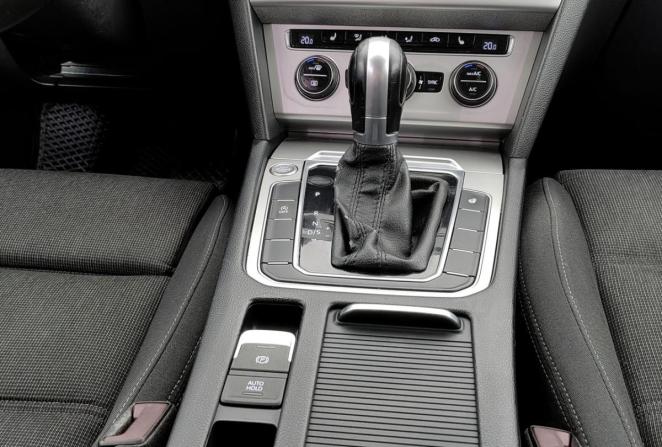Volkswagen Passat B8 с пробегом 2017 года, цена 1 580 000 рублей, 279300 км, седан, Автокод Объявления