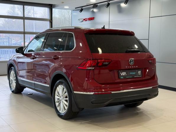 Volkswagen Tiguan II Рестайлинг с пробегом 2021 года, цена 2 917 000 рублей, 97330 км, внедорожник, Автокод Объявления