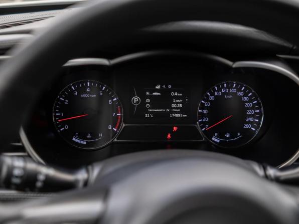 Kia Optima III Рестайлинг с пробегом 2015 года, цена 1 399 000 рублей, 174891 км, седан, Автокод Объявления