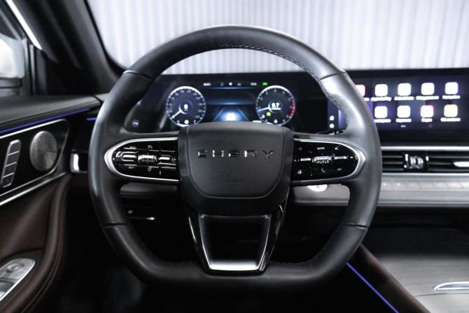 Chery Tiggo 7L I с пробегом 2025 года, цена 2 499 900 рублей, 13950 км, внедорожник, Автокод Объявления