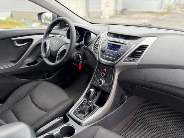 Hyundai Elantra V (MD) Рестайлинг с пробегом 2015 года, цена 775 000 рублей, 342000 км, седан, Автокод Объявления