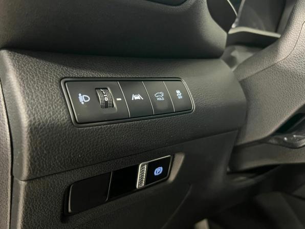 Hyundai Santa Fe IV Рестайлинг с пробегом 2021 года, цена 4 340 000 рублей, 46724 км, внедорожник, Автокод Объявления