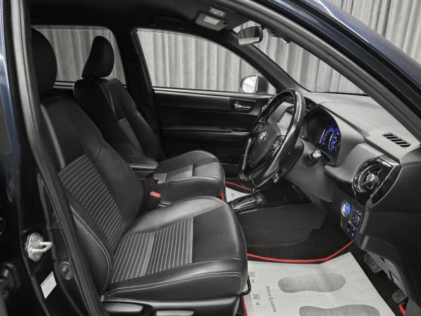 Toyota Corolla XI (E160 E170) Рестайлинг 2 с пробегом 2018 года, цена 1 190 000 рублей, 240000 км, универсал, Автокод Объявления
