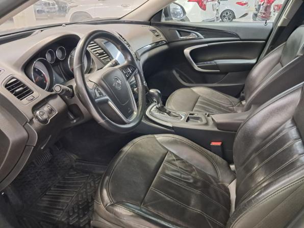 Opel Insignia I с пробегом 2012 года, цена 1 049 000 рублей, 211555 км, универсал, Автокод Объявления