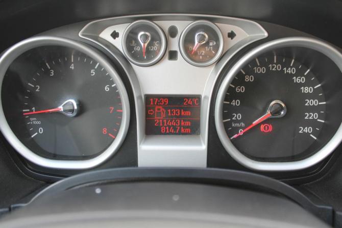 Ford Focus II Рестайлинг с пробегом 2010 года, цена 570 000 рублей, 211000 км, седан, Автокод Объявления