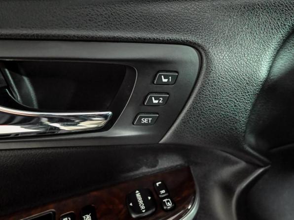 Toyota Camry VII (XV50) Рестайлинг с пробегом 2016 года, цена 2 090 000 рублей, 203714 км, седан, Автокод Объявления