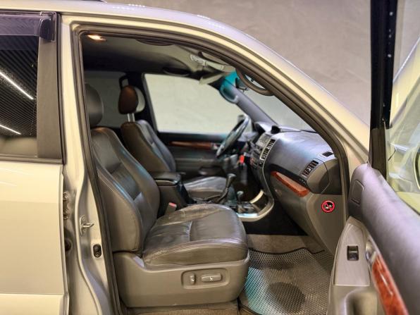 Toyota Land Cruiser Prado 120 Series с пробегом 2005 года, цена 1 399 000 рублей, 420798 км, внедорожник, Автокод Объявления