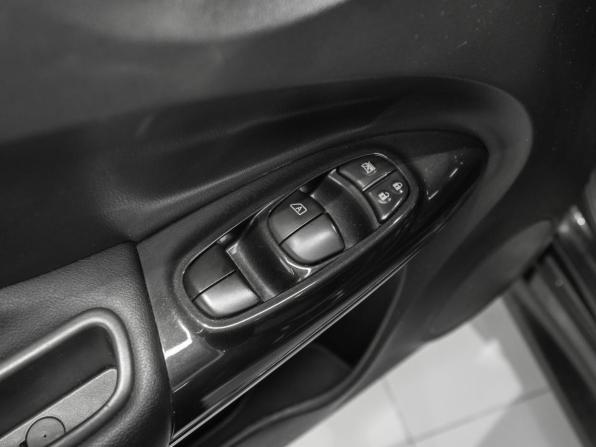 Nissan Juke I Рестайлинг с пробегом 2018 года, цена 1 570 000 рублей, 107149 км, внедорожник, Автокод Объявления