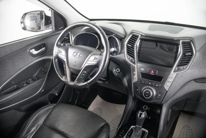 Hyundai Santa Fe III Рестайлинг с пробегом 2017 года, цена 2 299 000 рублей, 230156 км, внедорожник, Автокод Объявления