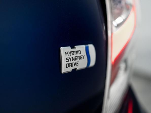 Toyota Aqua I Рестайлинг с пробегом 2017 года, цена 1 070 500 рублей, 131737 км, хэтчбек, Автокод Объявления