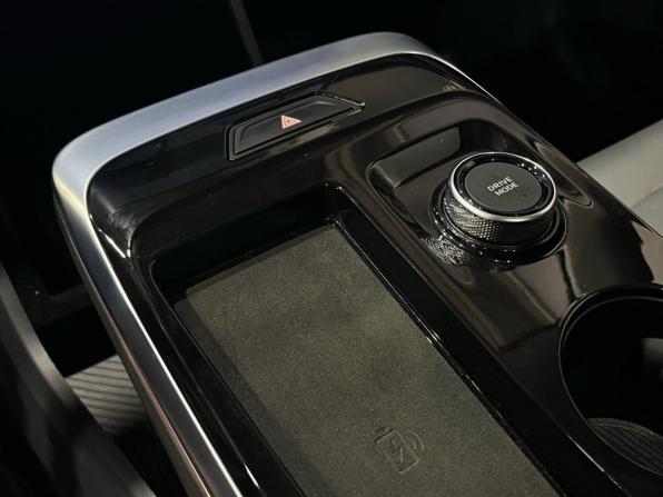 JETOUR DASHING I с пробегом 2024 года, цена 3 250 000 рублей, 9230 км, внедорожник, Автокод Объявления