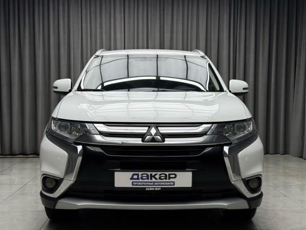 Mitsubishi Outlander III Рестайлинг 2 с пробегом 2016 года, цена 1 699 000 рублей, 185000 км, внедорожник, Автокод Объявления
