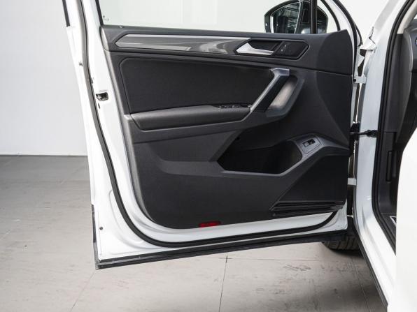 Volkswagen Tiguan II с пробегом 2019 года, цена 2 450 000 рублей, 113772 км, внедорожник, Автокод Объявления