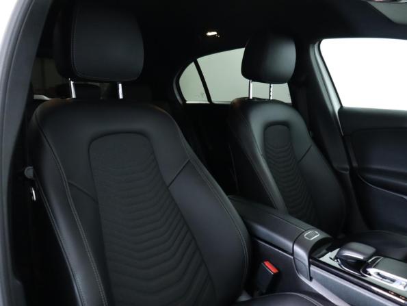 Mercedes-Benz A-Класс IV (W177) с пробегом 2018 года, цена 2 190 000 рублей, 105800 км, хэтчбек, Автокод Объявления