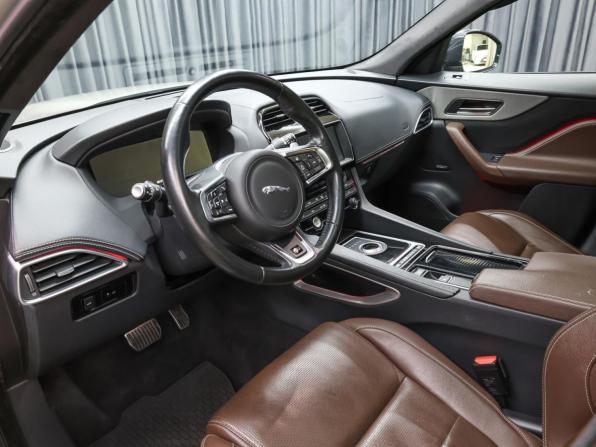 Jaguar F-Pace I с пробегом 2017 года, цена 3 449 000 рублей, 61208 км, внедорожник, Автокод Объявления