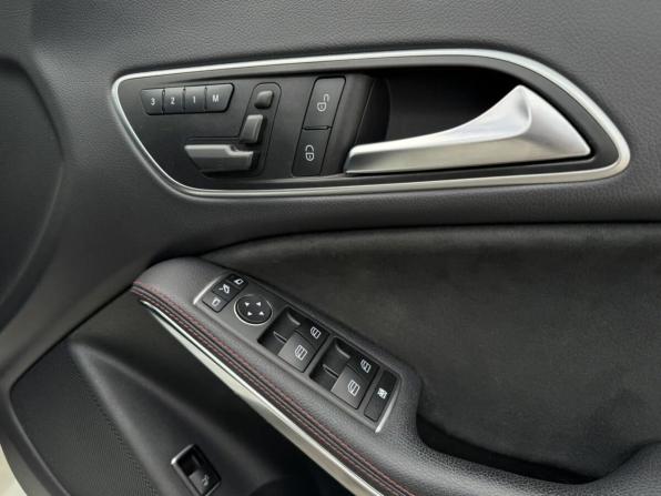 Mercedes-Benz CLA I (C117 X117) Рестайлинг с пробегом 2016 года, цена 1 680 000 рублей, 59558 км, универсал, Автокод Объявления