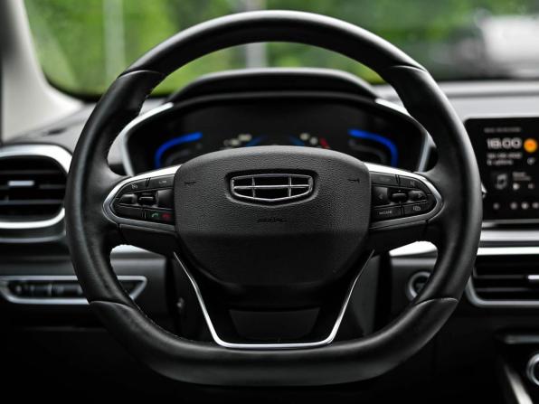 Geely Coolray I с пробегом 2023 года, цена 1 830 000 рублей, 22862 км, внедорожник, Автокод Объявления