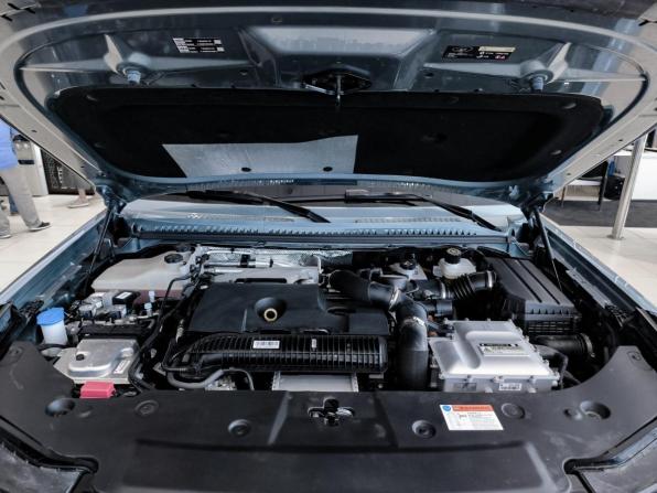 BYD Yangwang U8 с пробегом 2023 года, цена 12 999 000 рублей, 5900 км, внедорожник, Автокод Объявления