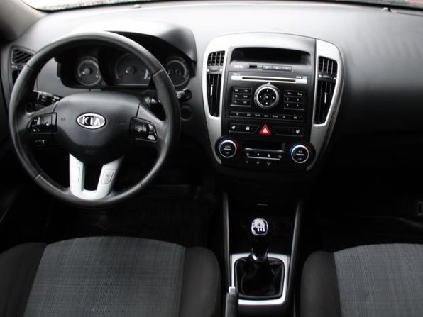 Kia Ceed I Рестайлинг с пробегом 2011 года, цена 619 000 рублей, 240670 км, универсал, Автокод Объявления