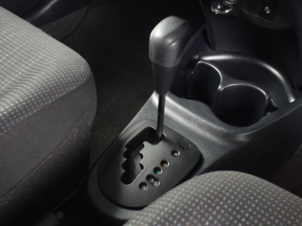 Toyota Vitz III (XP130) Рестайлинг 2 с пробегом 2018 года, цена 899 995 рублей, 112399 км, хэтчбек, Автокод Объявления