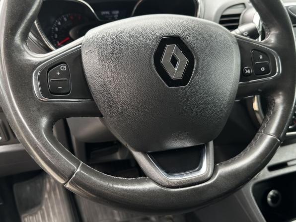 Renault Kaptur I с пробегом 2017 года, цена 1 249 000 рублей, 227169 км, внедорожник, Автокод Объявления