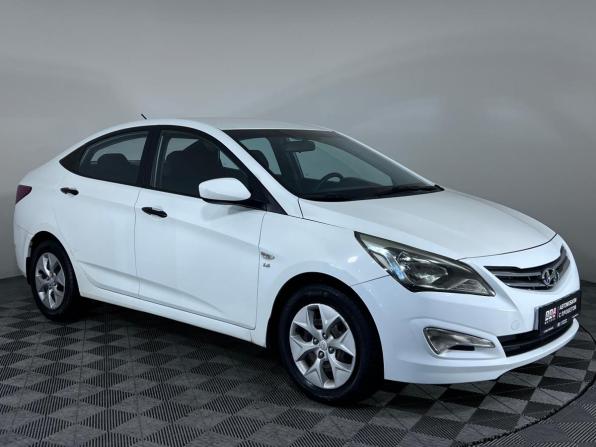 Hyundai Solaris I Рестайлинг с пробегом 2015 года, цена 950 000 рублей, 136500 км, седан, Автокод Объявления