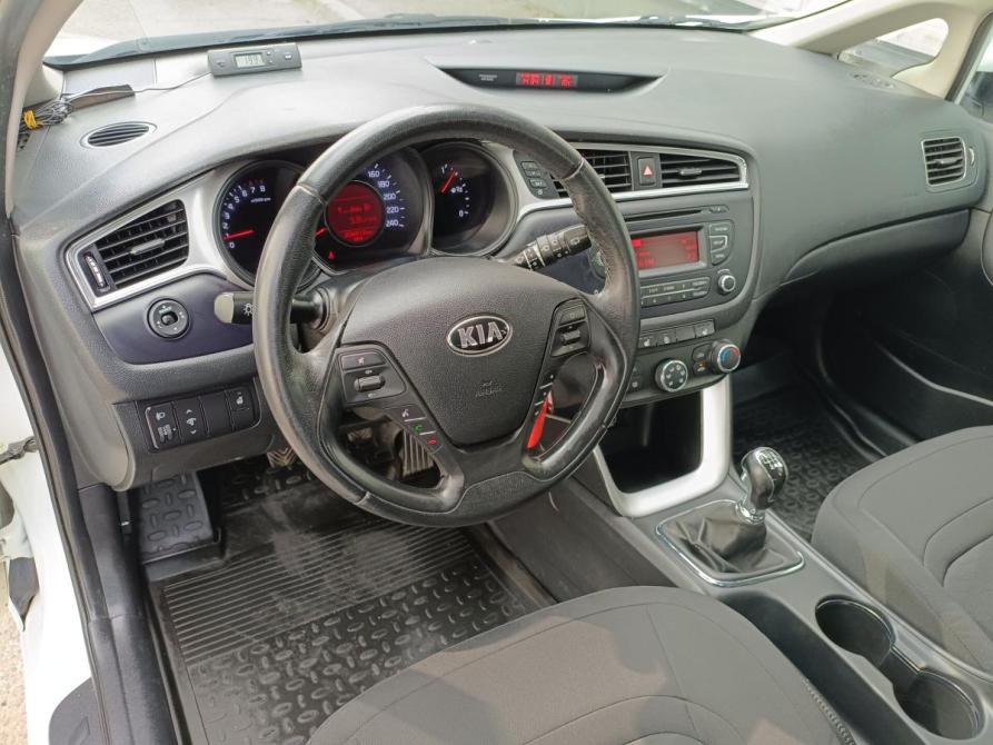 Kia Ceed II Рестайлинг Санкт-Петербург  - изображение 9