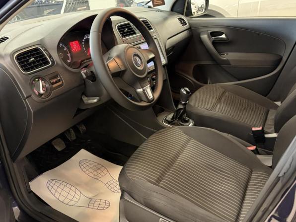 Volkswagen Polo V с пробегом 2011 года, цена 519 000 рублей, 157857 км, седан, Автокод Объявления