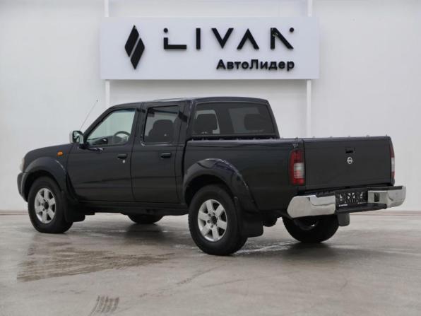 Nissan NP300 с пробегом 2012 года, цена 759 000 рублей, 148799 км, offers.body_type.unknown, Автокод Объявления