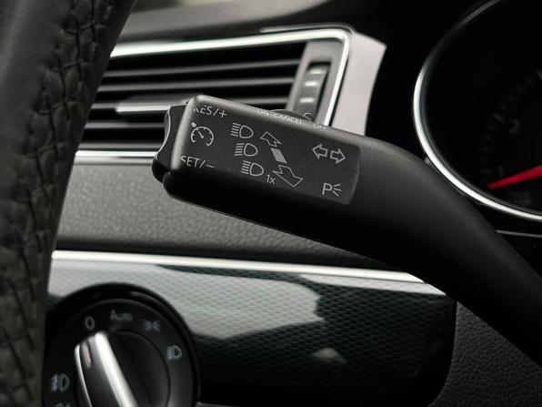 Volkswagen Jetta VI Рестайлинг с пробегом 2017 года, цена 1 379 700 рублей, 124587 км, седан, Автокод Объявления