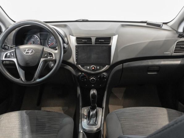 Hyundai Solaris I Рестайлинг с пробегом 2015 года, цена 930 000 рублей, 183739 км, седан, Автокод Объявления