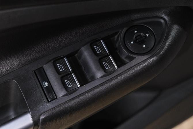 Ford Kuga II с пробегом 2016 года, цена 1 499 000 рублей, 113961 км, внедорожник, Автокод Объявления