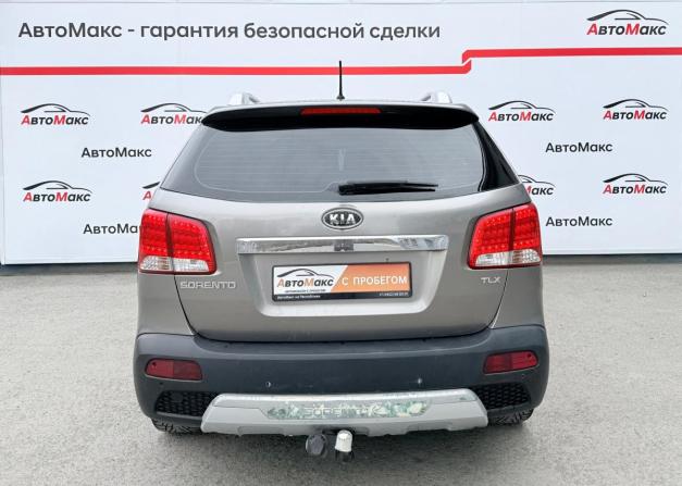 Kia Sorento II с пробегом 2010 года, цена 1 021 000 рублей, 338848 км, внедорожник, Автокод Объявления