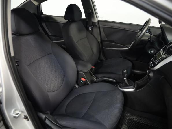Hyundai Solaris I с пробегом 2013 года, цена 899 777 рублей, 152000 км, седан, Автокод Объявления