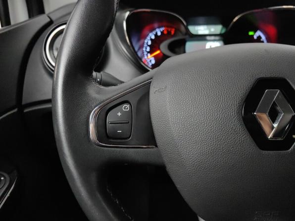Renault Kaptur I с пробегом 2017 года, цена 1 475 000 рублей, 114844 км, внедорожник, Автокод Объявления