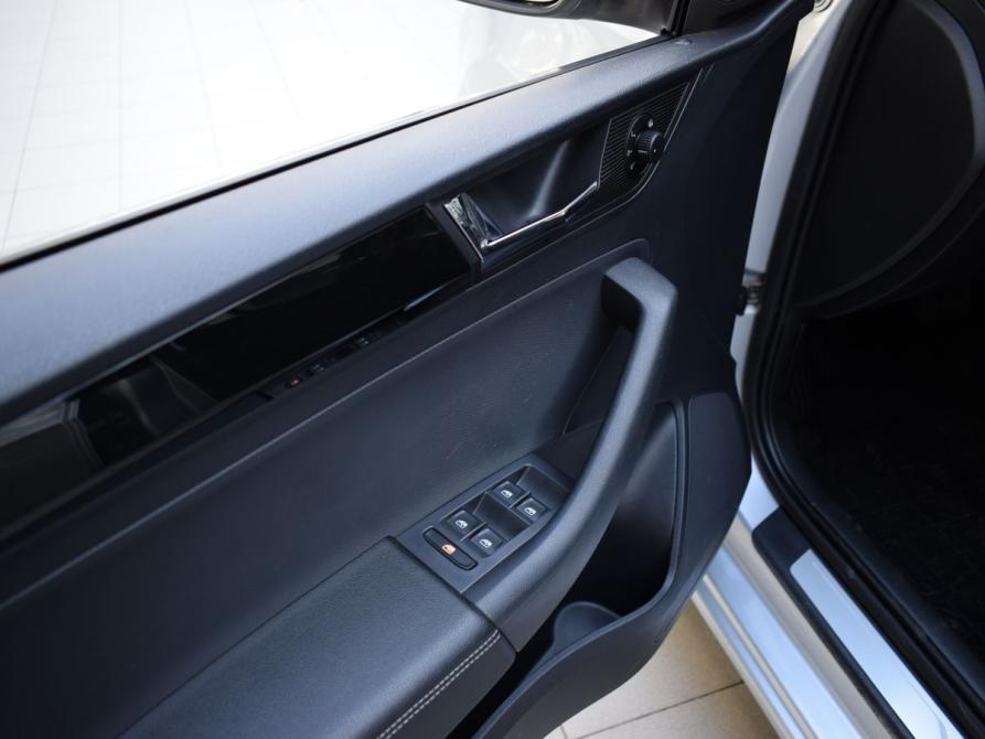 Skoda Rapid I Рестайлинг Челябинск  - изображение 17