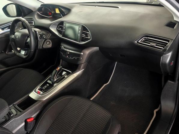 Peugeot 308 II Рестайлинг с пробегом 2019 года, цена 1 290 000 рублей, 184126 км, универсал, Автокод Объявления