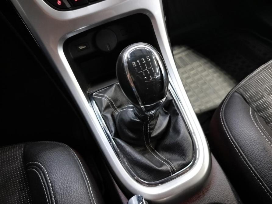 Opel Astra J Рестайлинг Санкт-Петербург  - изображение 15