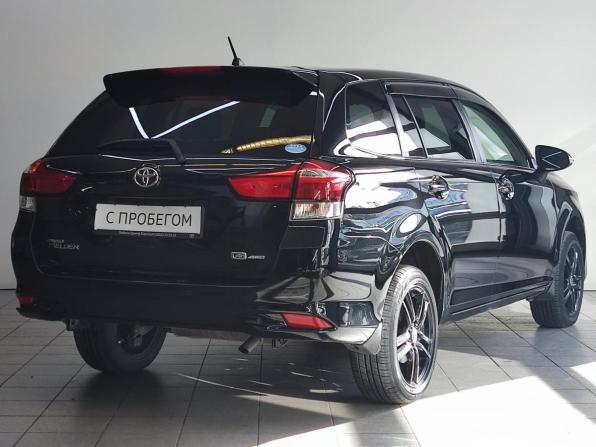 Toyota Corolla XI (E160 E170) Рестайлинг 2 с пробегом 2018 года, цена 1 395 000 рублей, 131151 км, универсал, Автокод Объявления