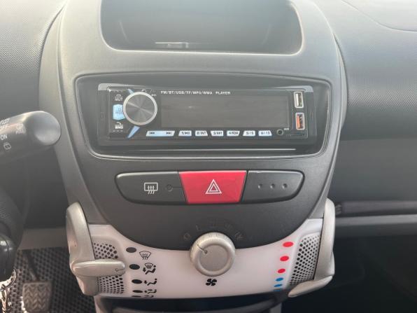 Citroen C1 I Рестайлинг с пробегом 2010 года, цена 250 000 рублей, 171354 км, хэтчбек, Автокод Объявления