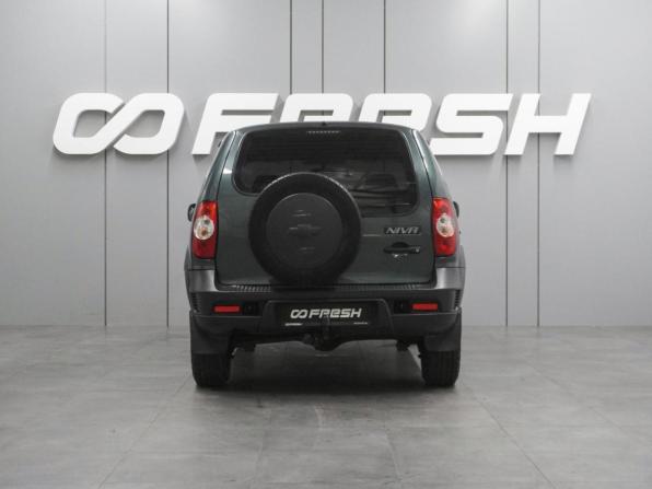 Chevrolet Niva I Рестайлинг с пробегом 2012 года, цена 500 000 рублей, 200098 км, внедорожник, Автокод Объявления